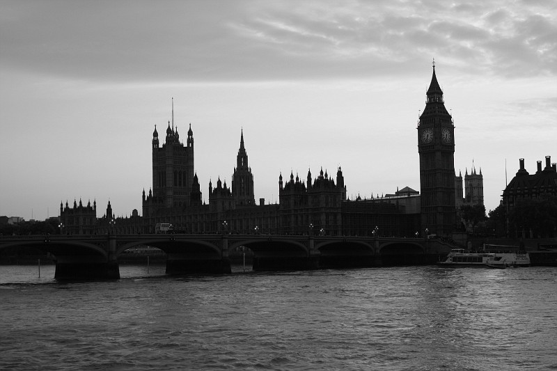 http://images51.fotki.com/v730/photos/2/243162/7978420/London154-vi.jpg